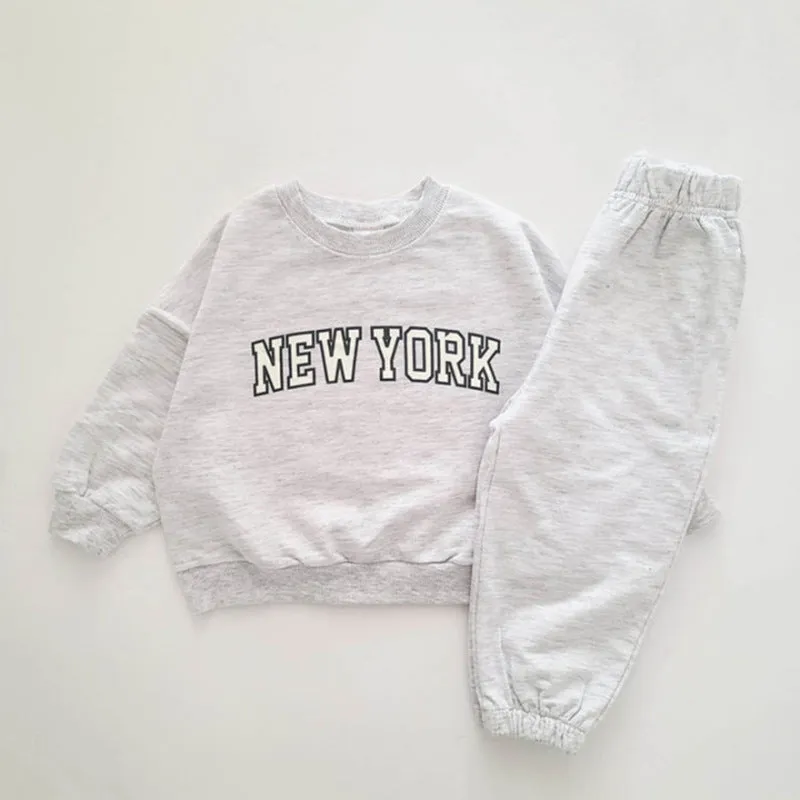 Baby Sweatshirt and Pants Set