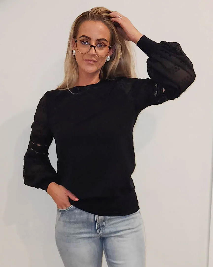 Bissia Knit Top Black