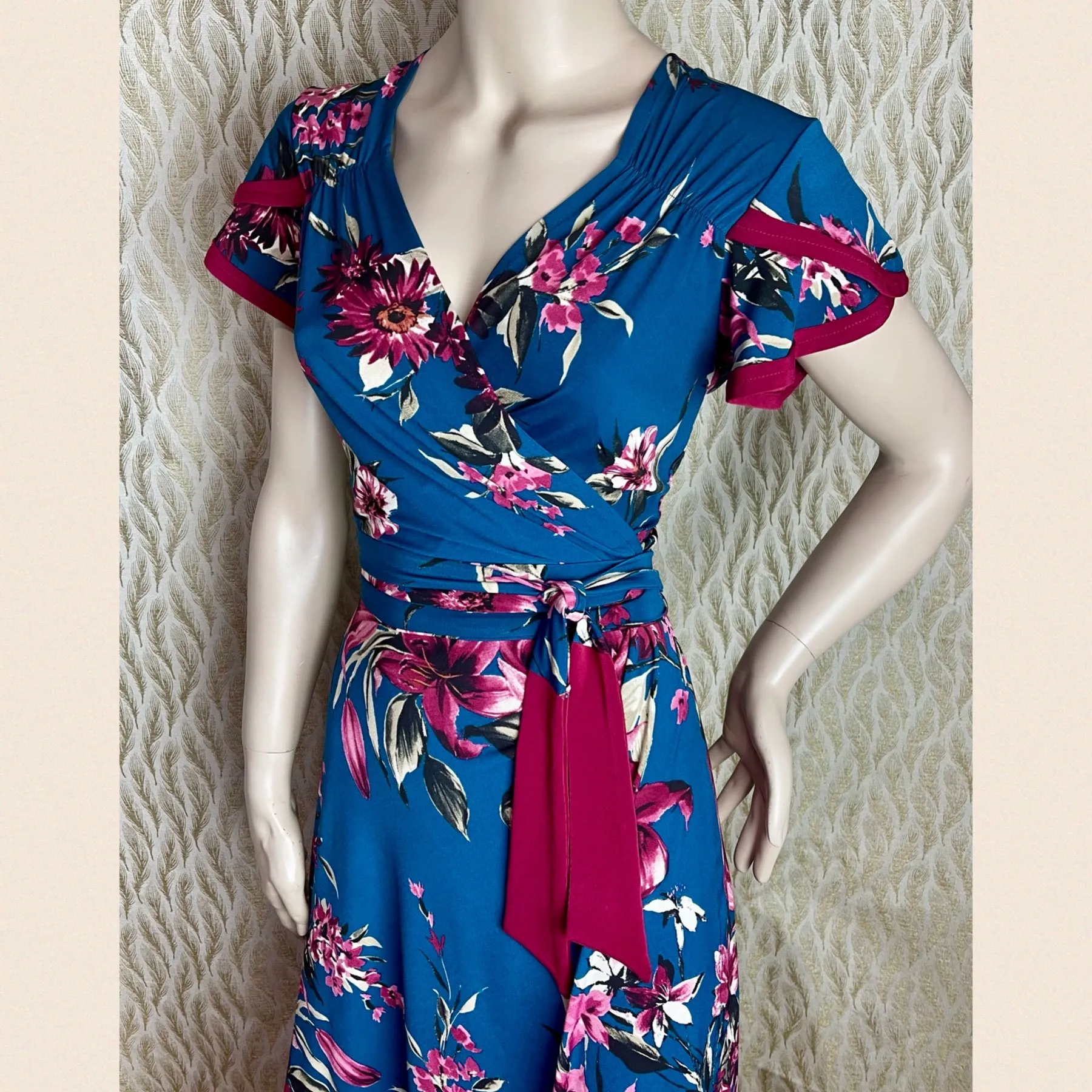 DIVINE LOTUS WRAP DRESS | Prints