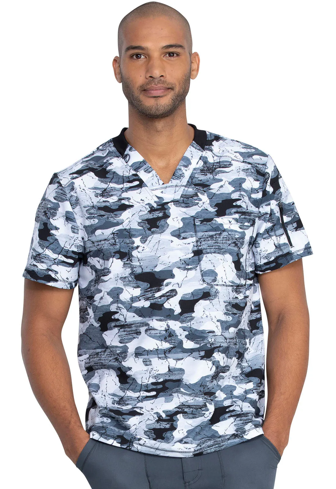 Dynamix - Men's V-Neck Print Top