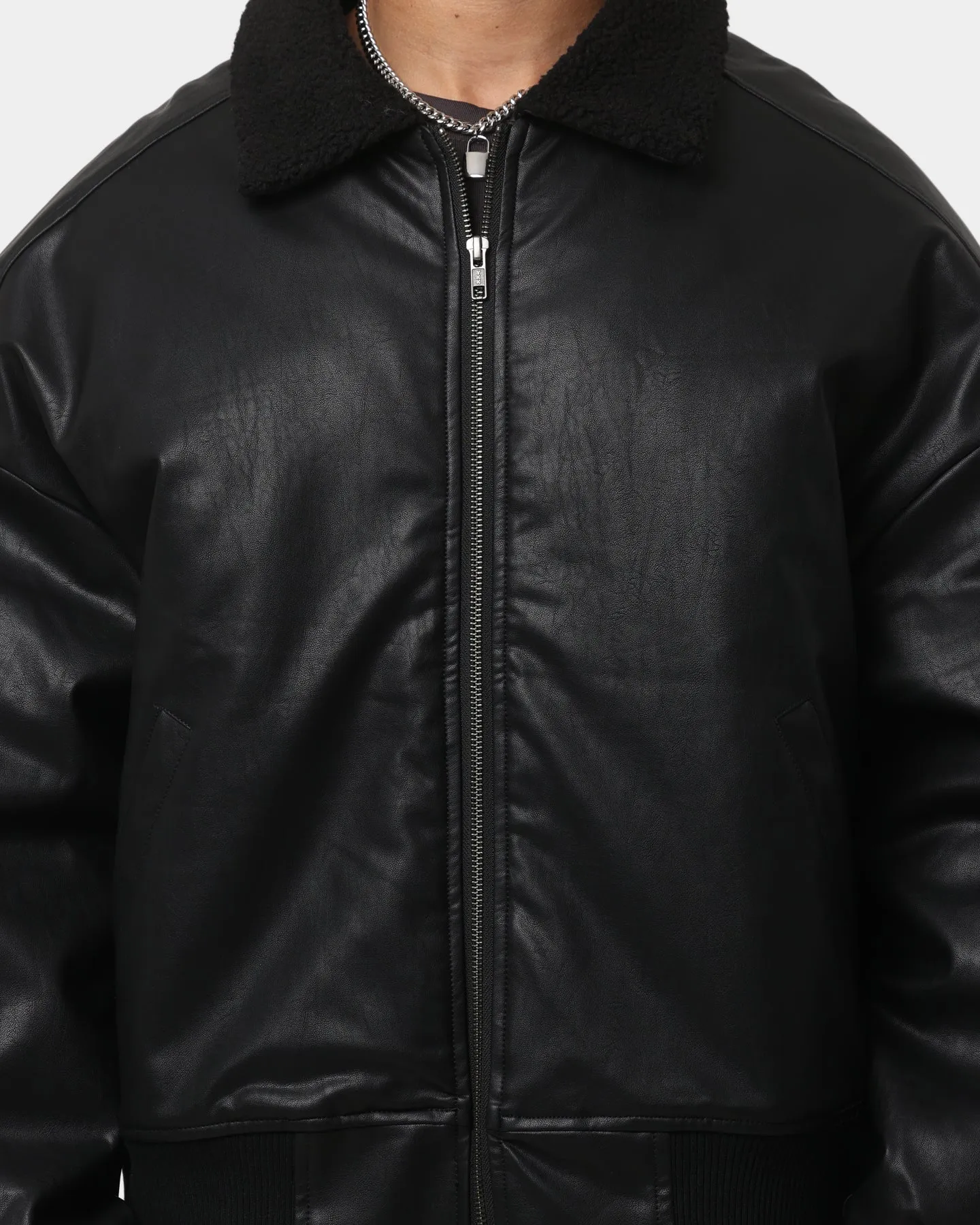 EN ES Apex Sherpa Jacket Black