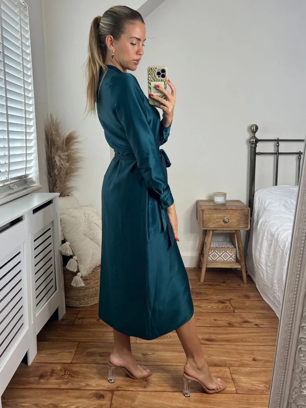 Fergie Reversible 2 in 1 Wrap Midi Dress / Green Ombre