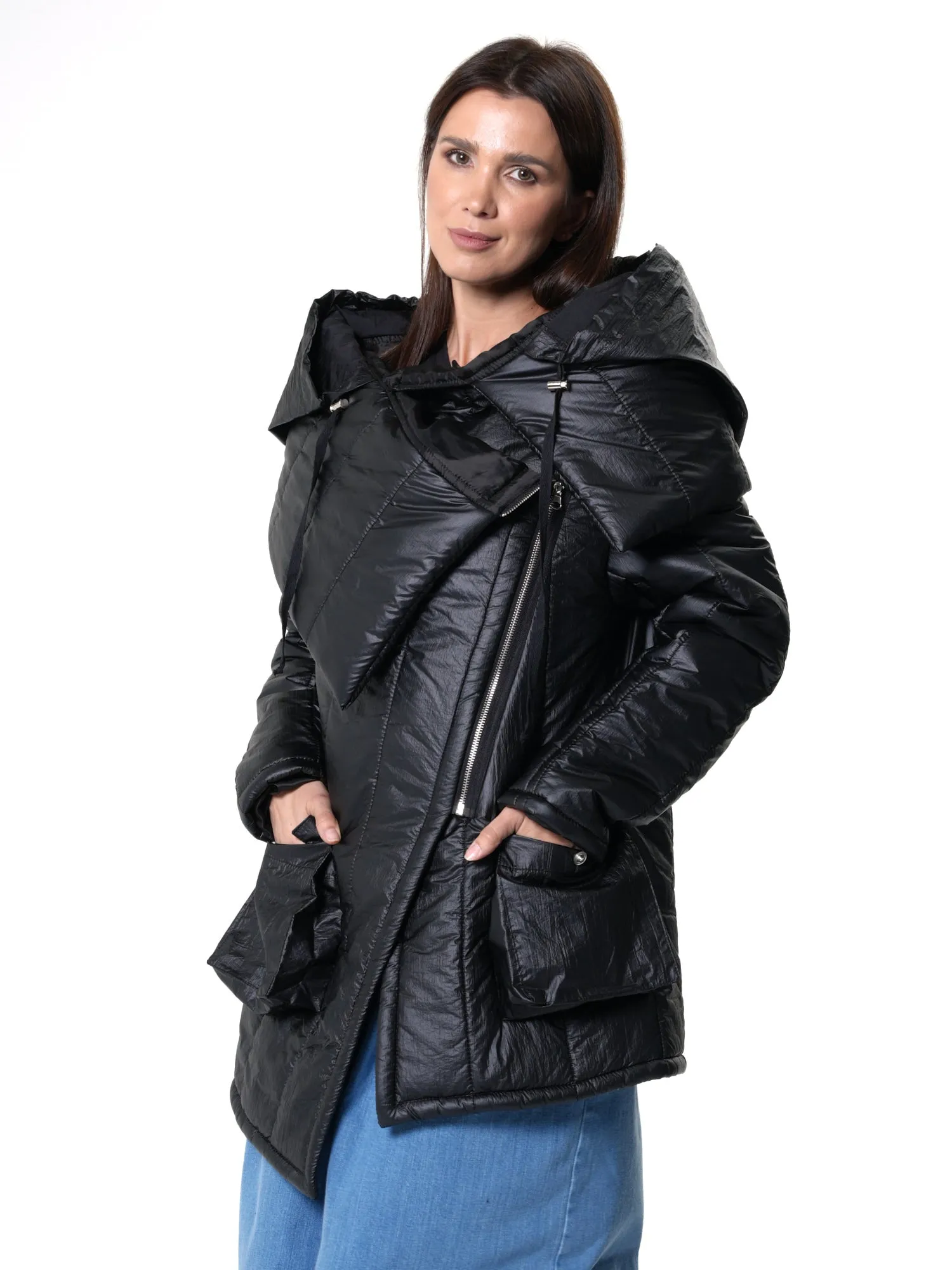 Large Collar Puffer Jacket In Black