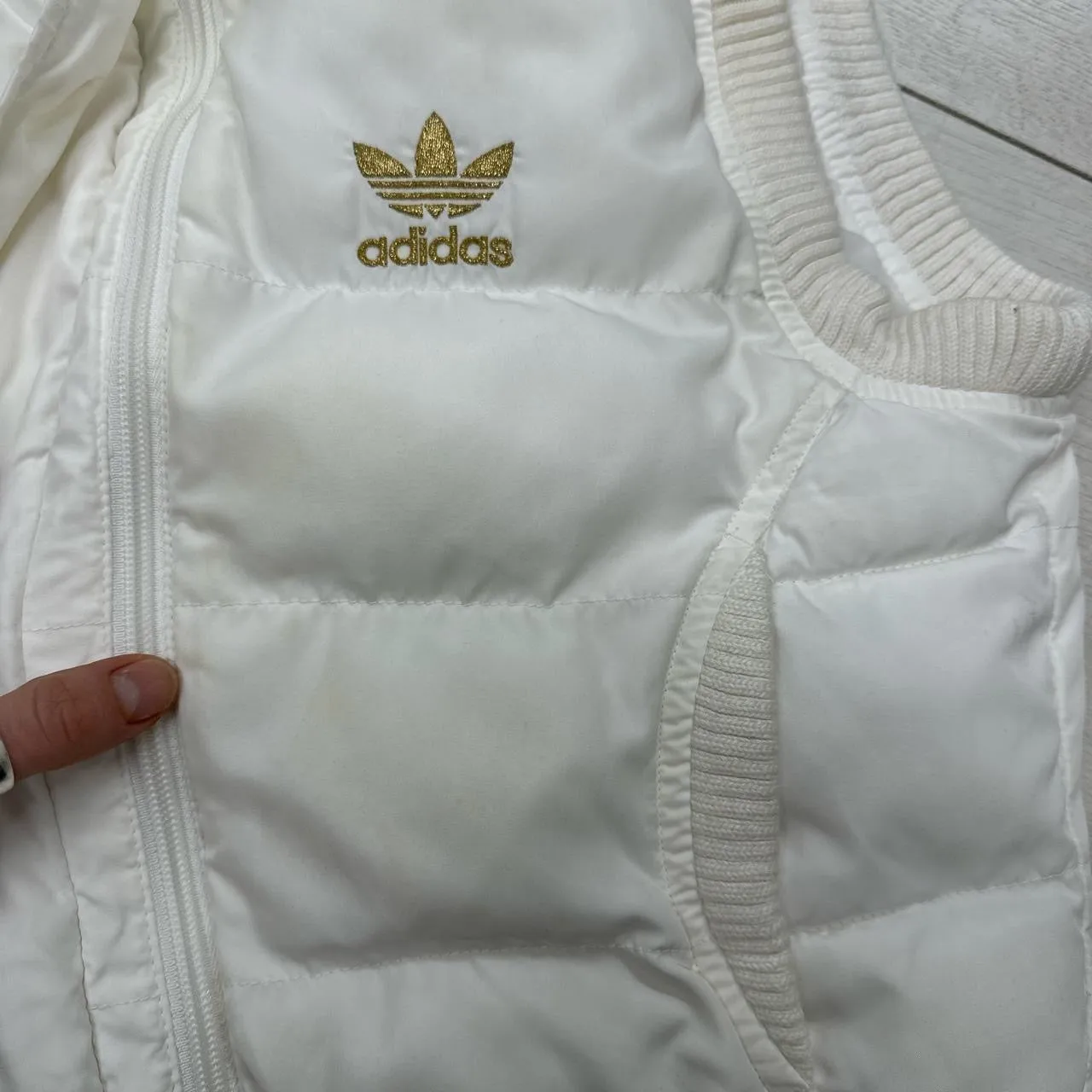 y2k adidas gilet